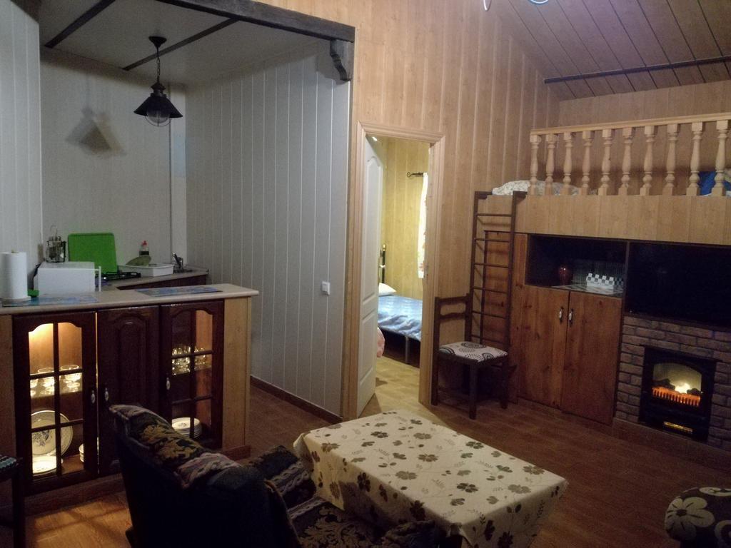 Bungalow Perotonar Ideal Para Familia Con Ninos La Puebla de Cazalla Dış mekan fotoğraf