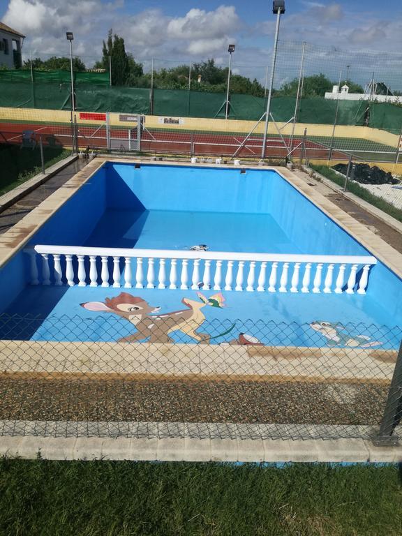 Bungalow Perotonar Ideal Para Familia Con Ninos La Puebla de Cazalla Dış mekan fotoğraf